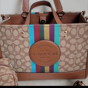 NWT COACH Signature Dempsey Caryall Khaki Redwood Multi Stripe